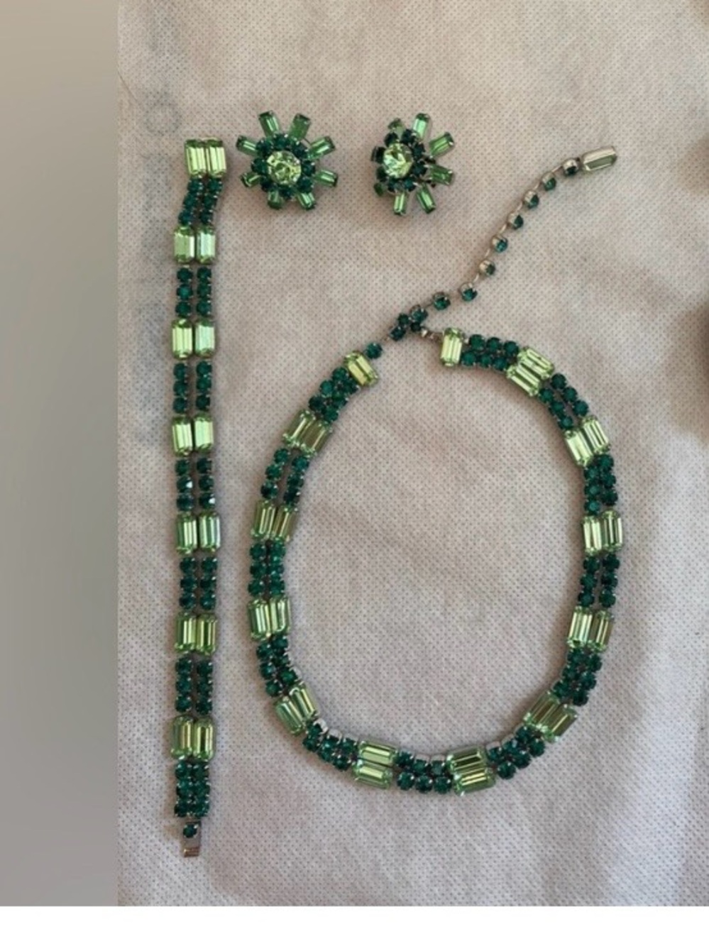 Green Crystal Collar Necklace and Bracelet Set with Clip Earrings